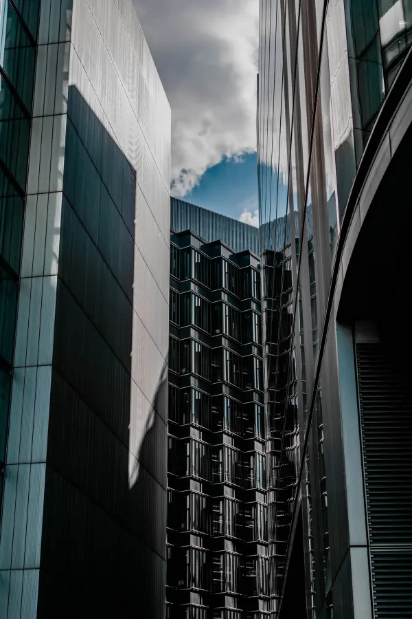 Reflective London architecture canyon